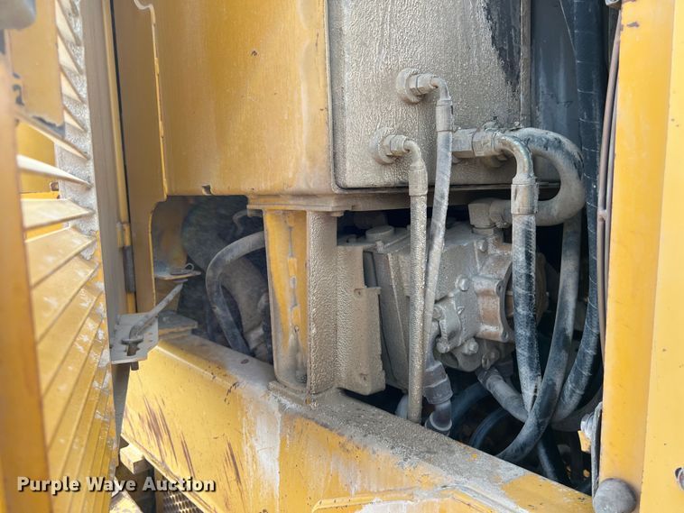 image for item DS2937 1997 John Deere 772CH motor grader