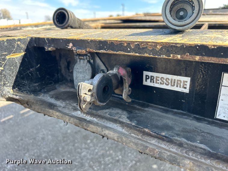 image for item EG1254 2001 Load King 403/4DFPR lowboy equipment trailer