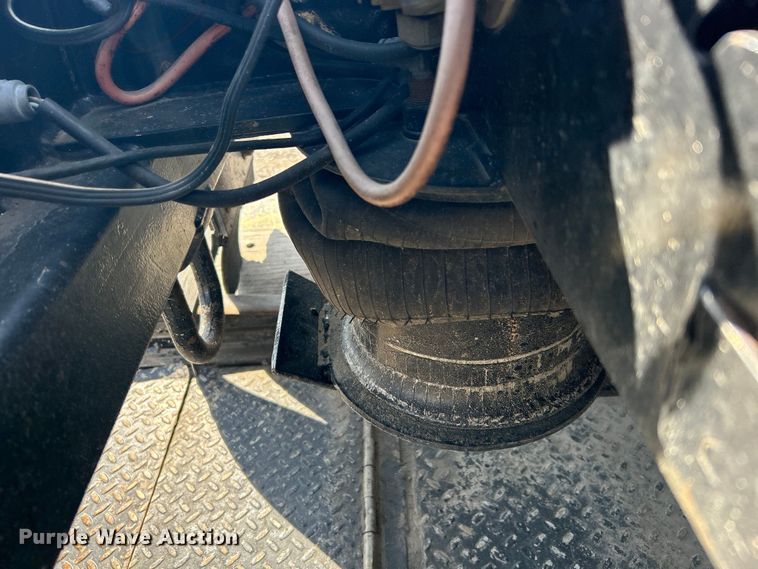 image for item EG1254 2001 Load King 403/4DFPR lowboy equipment trailer