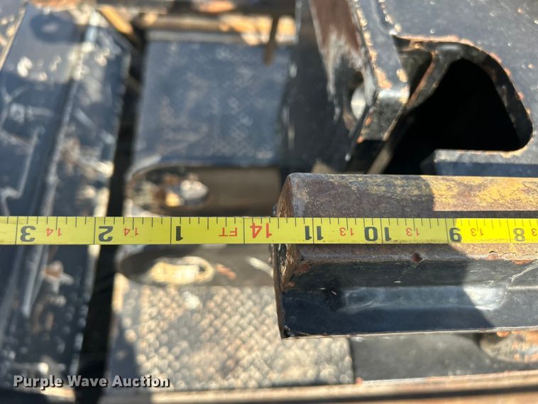 image for item EG1254 2001 Load King 403/4DFPR lowboy equipment trailer