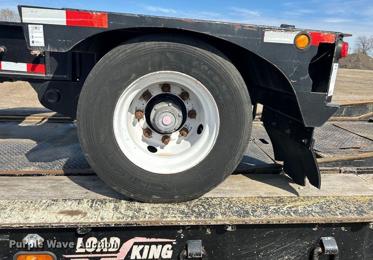 image for item EG1254 2001 Load King 403/4DFPR lowboy equipment trailer