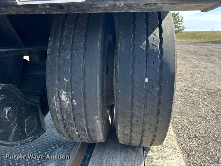 image for item EG1254 2001 Load King 403/4DFPR lowboy equipment trailer