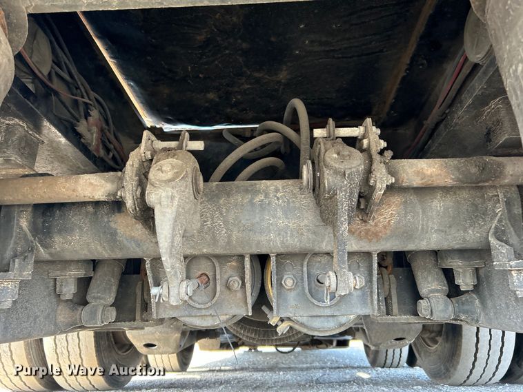 image for item EG1254 2001 Load King 403/4DFPR lowboy equipment trailer