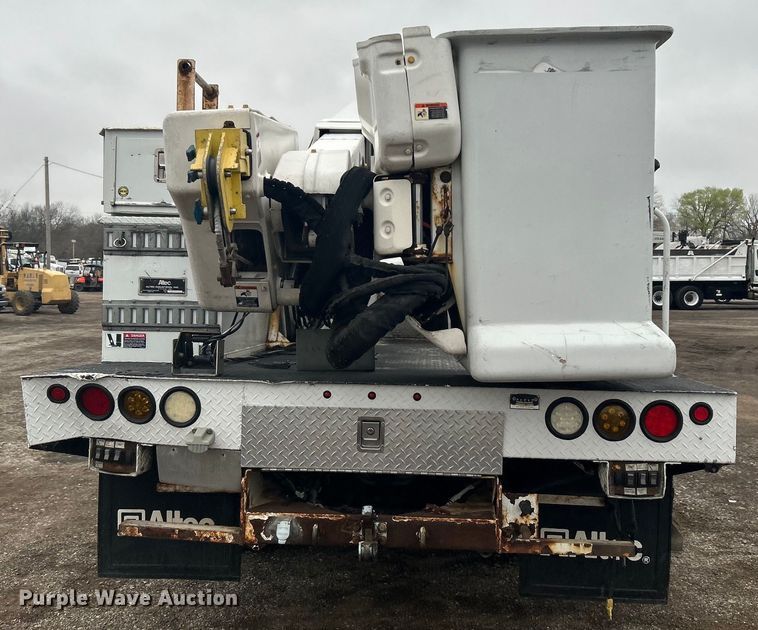 image for item EG1299 2012 Ford F550 Super Duty bucket truck
