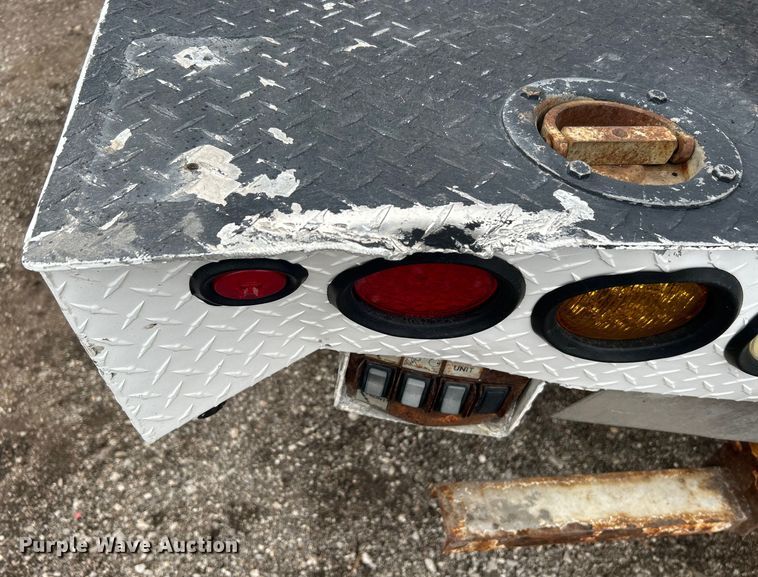 image for item EG1299 2012 Ford F550 Super Duty bucket truck