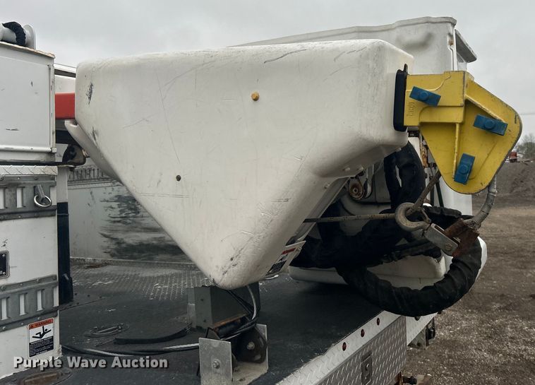 image for item EG1299 2012 Ford F550 Super Duty bucket truck