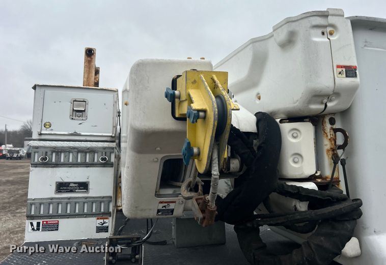 image for item EG1299 2012 Ford F550 Super Duty bucket truck