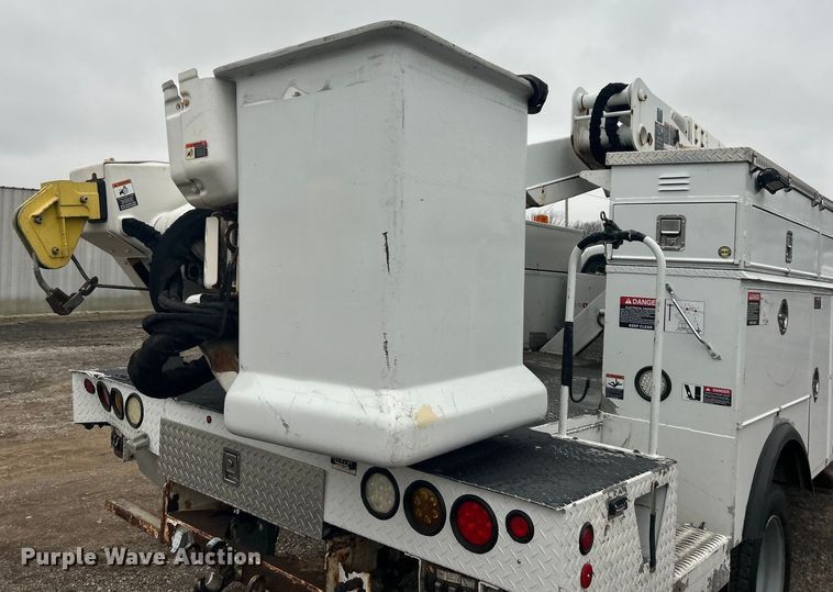 image for item EG1299 2012 Ford F550 Super Duty bucket truck