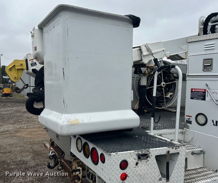 image for item EG1299 2012 Ford F550 Super Duty bucket truck