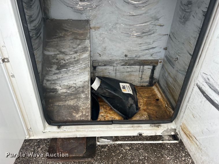 image for item EG1299 2012 Ford F550 Super Duty bucket truck