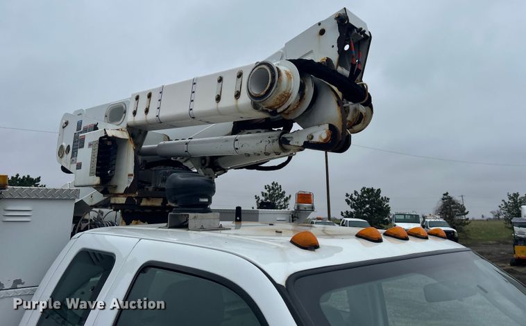 image for item EG1299 2012 Ford F550 Super Duty bucket truck