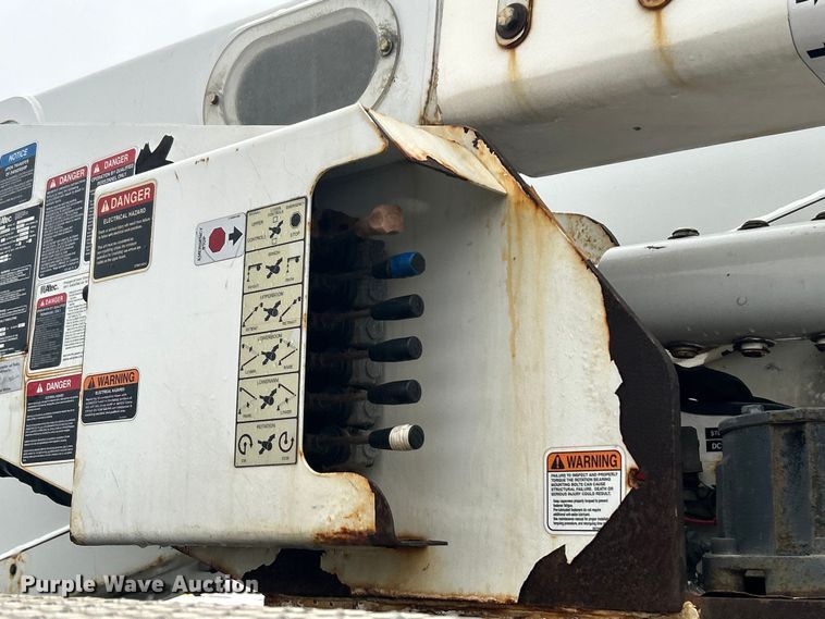 image for item EG1299 2012 Ford F550 Super Duty bucket truck