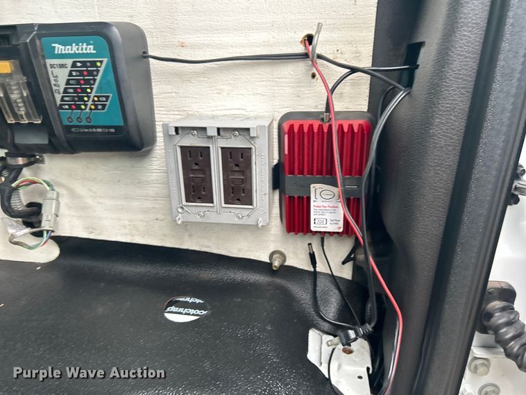 image for item EG1299 2012 Ford F550 Super Duty bucket truck