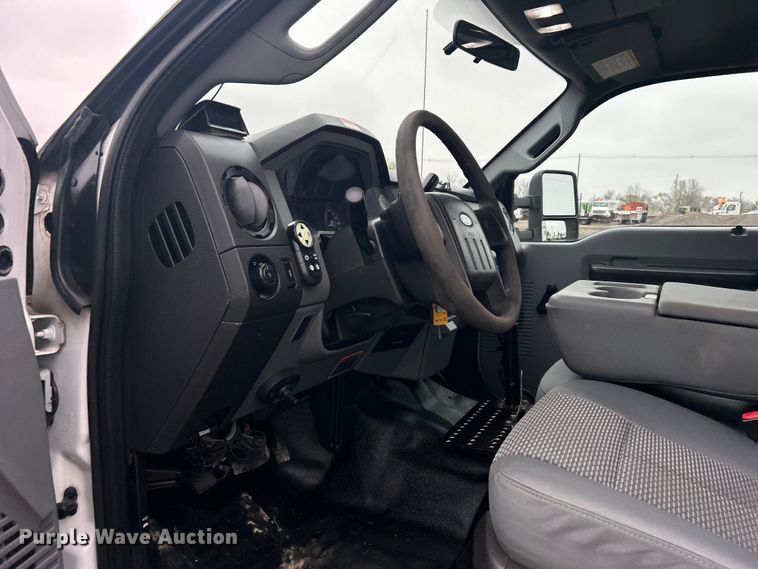 image for item EG1299 2012 Ford F550 Super Duty bucket truck