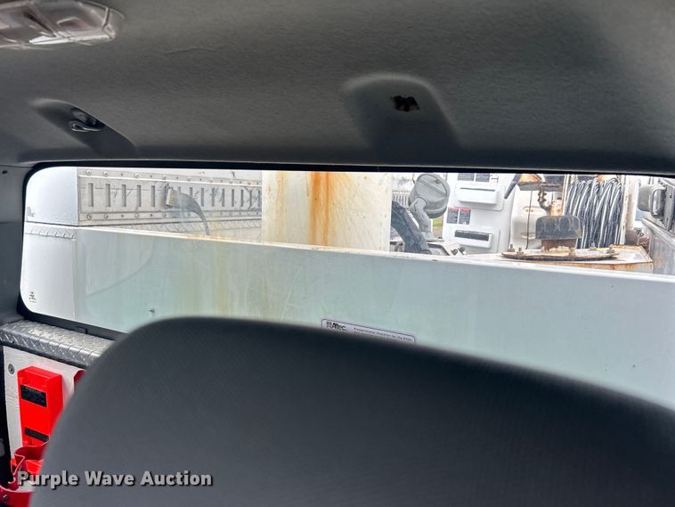 image for item EG1299 2012 Ford F550 Super Duty bucket truck