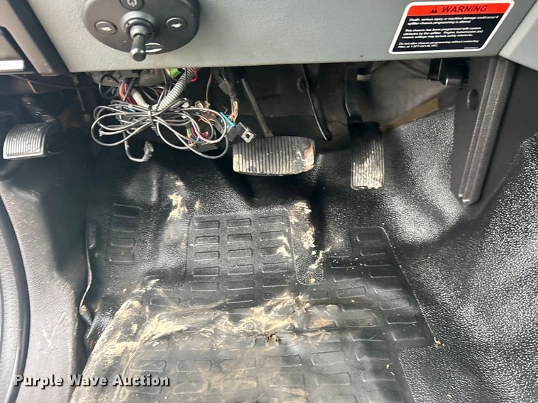 image for item EG1299 2012 Ford F550 Super Duty bucket truck