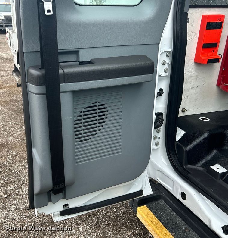 image for item EG1299 2012 Ford F550 Super Duty bucket truck