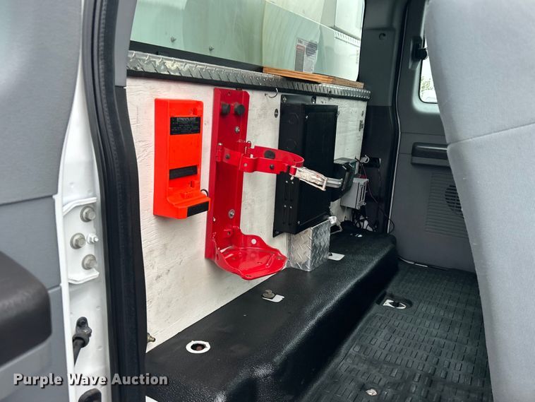 image for item EG1299 2012 Ford F550 Super Duty bucket truck