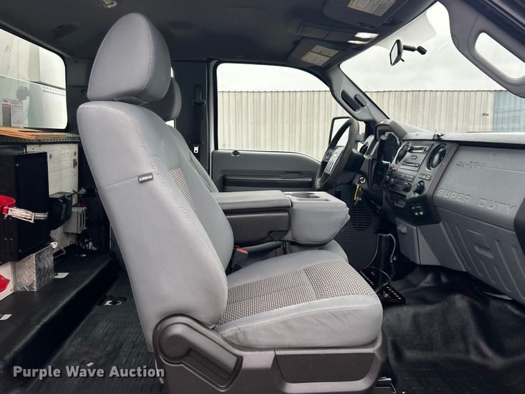 image for item EG1299 2012 Ford F550 Super Duty bucket truck