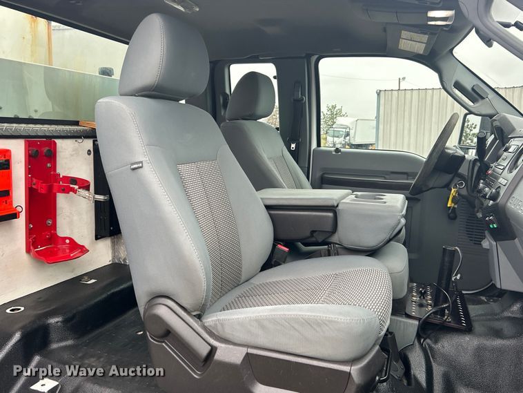 image for item EG1299 2012 Ford F550 Super Duty bucket truck