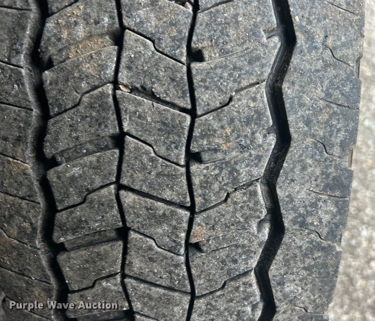 image for item EG1299 2012 Ford F550 Super Duty bucket truck