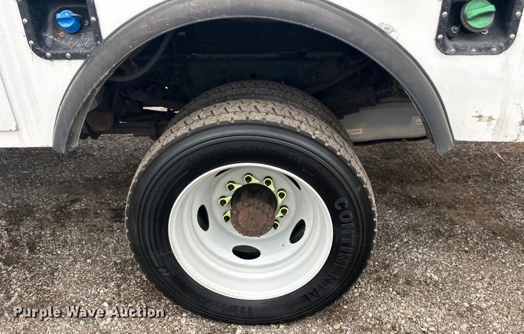 image for item EG1299 2012 Ford F550 Super Duty bucket truck