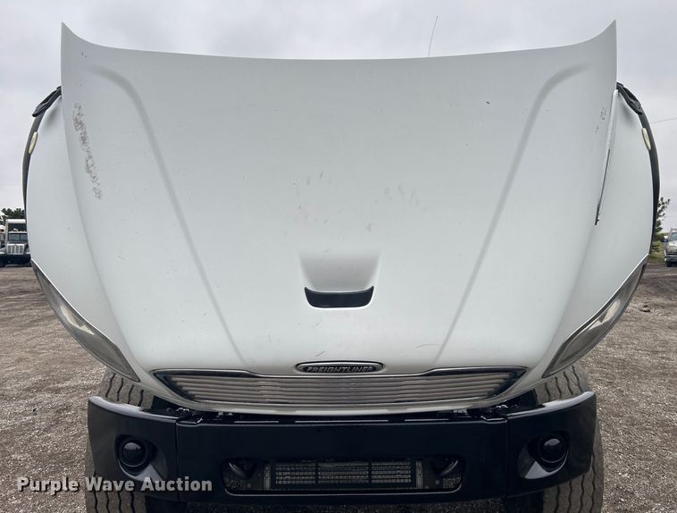 image for item EG1302 2010 Freightliner  Business Class M2 dump truck