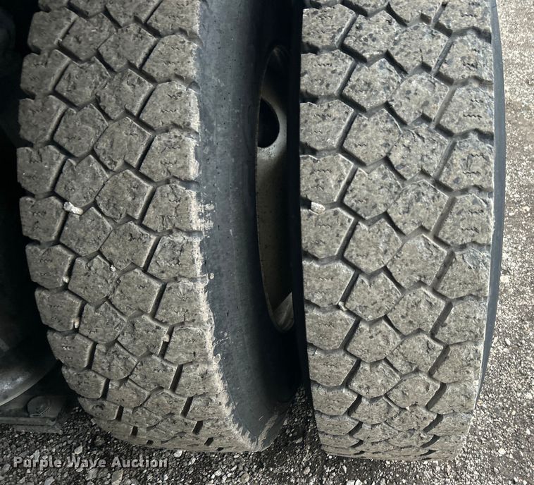 image for item EG1302 2010 Freightliner  Business Class M2 dump truck