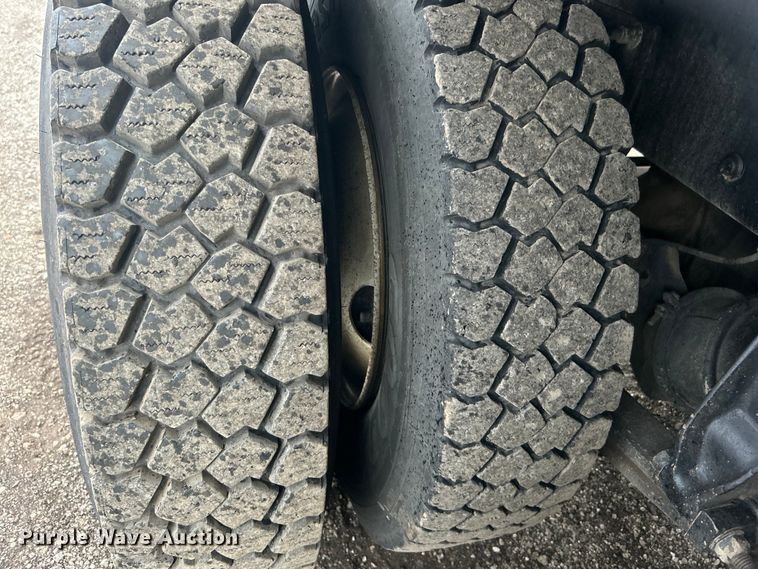 image for item EG1302 2010 Freightliner  Business Class M2 dump truck