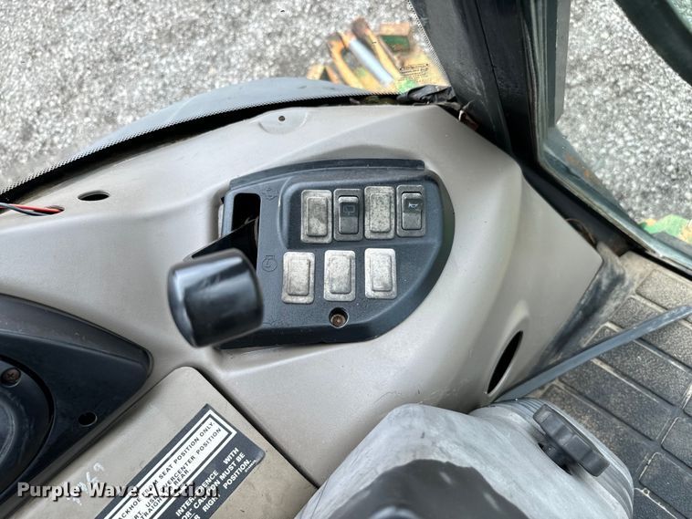 image for item EG1317 2005 Case 580M Series II backhoe