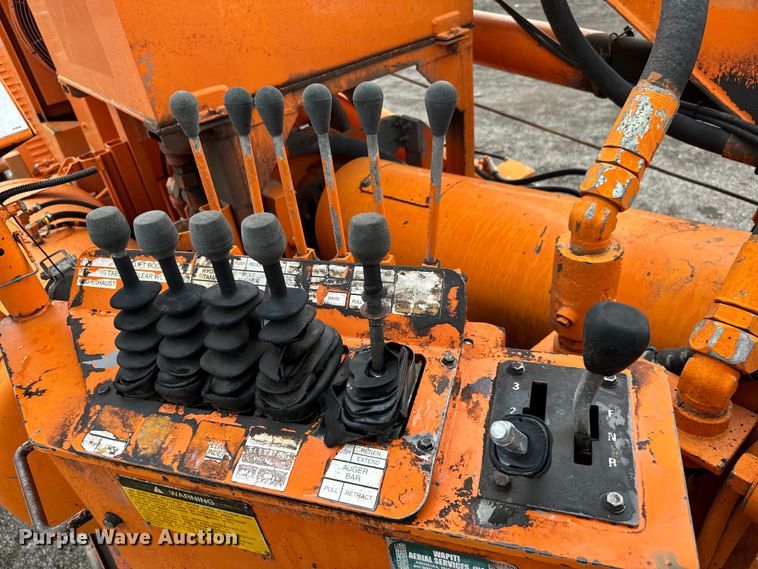 image for item EG1322 1998 International  Paystar 5000 pressure digger truck