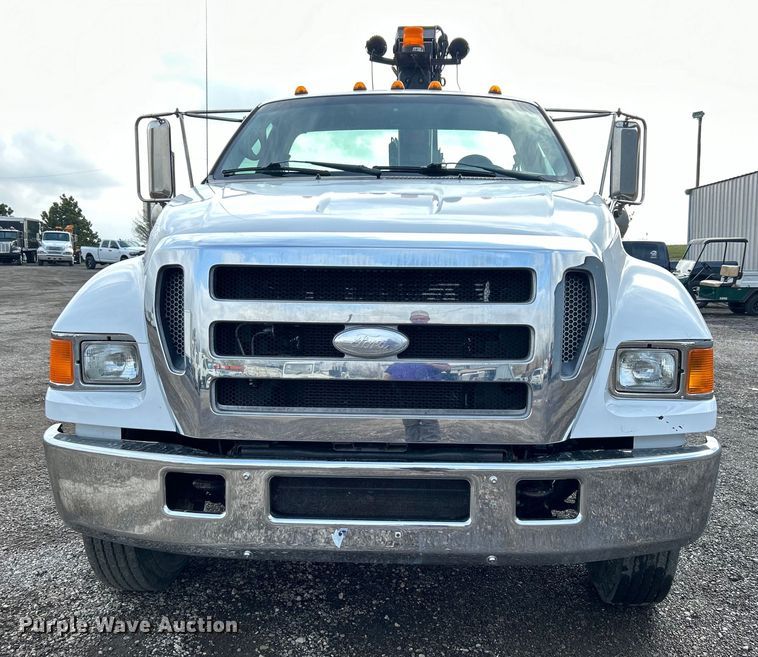 image for item EG1330 2007 Ford F650 Super Duty utility / service truck