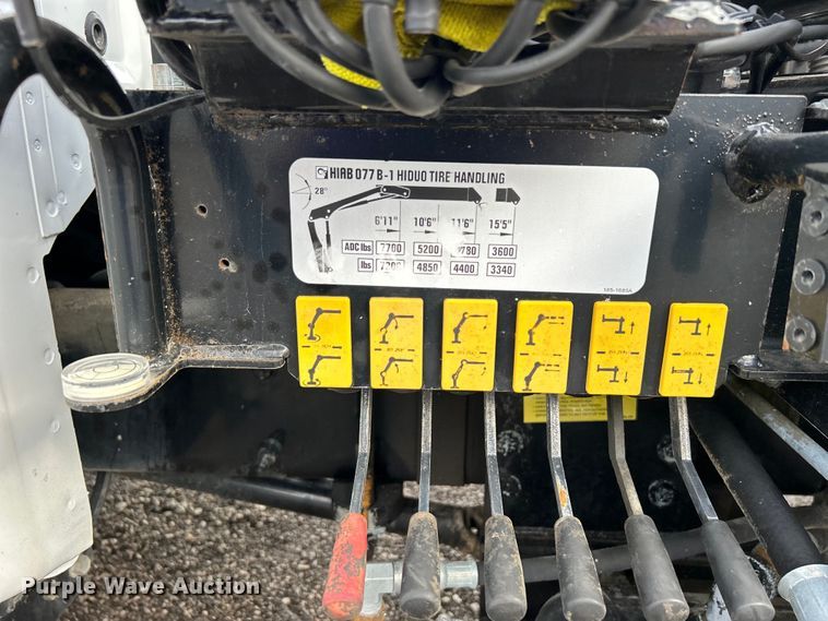 image for item EG1330 2007 Ford F650 Super Duty utility / service truck