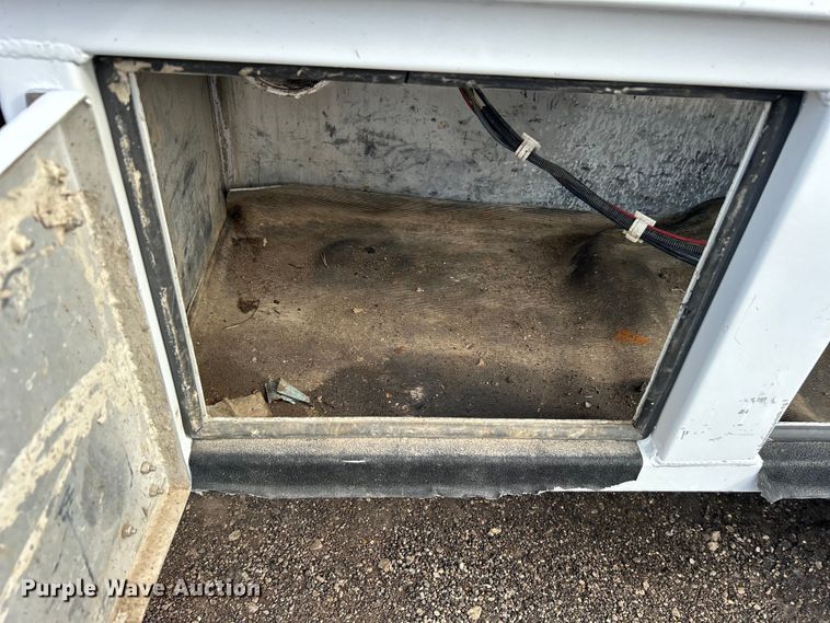 image for item EG1330 2007 Ford F650 Super Duty utility / service truck