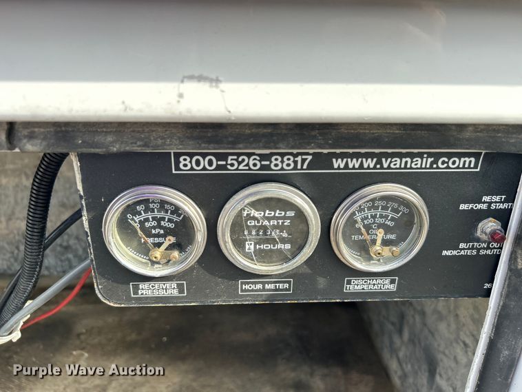 image for item EG1330 2007 Ford F650 Super Duty utility / service truck