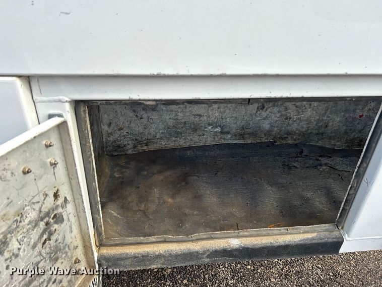 image for item EG1330 2007 Ford F650 Super Duty utility / service truck