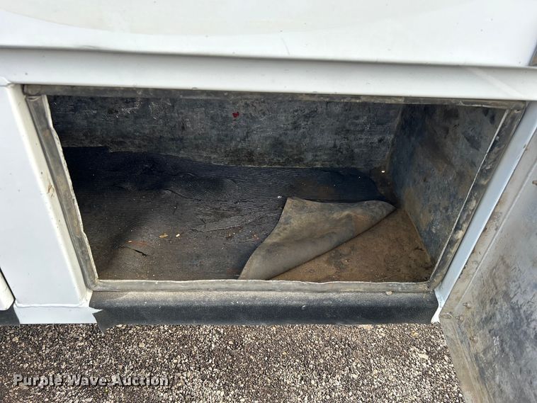 image for item EG1330 2007 Ford F650 Super Duty utility / service truck