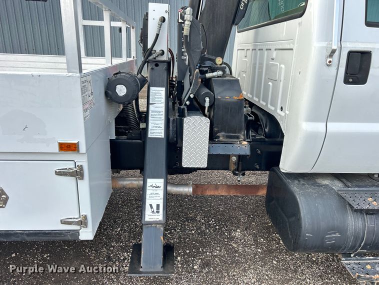 image for item EG1330 2007 Ford F650 Super Duty utility / service truck