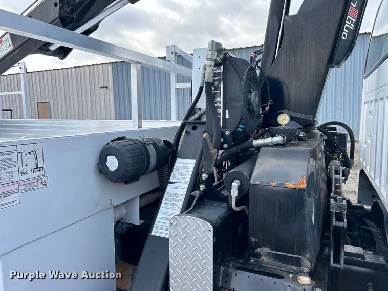 image for item EG1330 2007 Ford F650 Super Duty utility / service truck