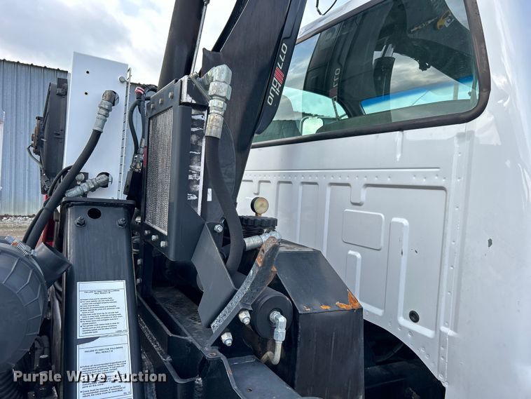 image for item EG1330 2007 Ford F650 Super Duty utility / service truck