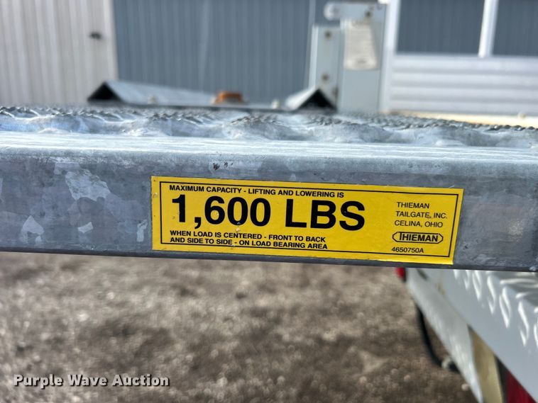 image for item EG1330 2007 Ford F650 Super Duty utility / service truck