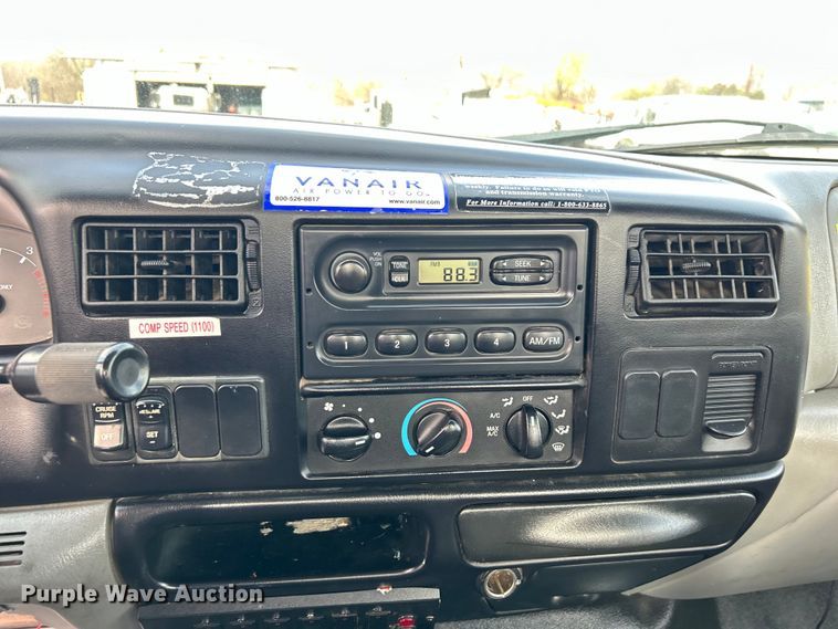 image for item EG1330 2007 Ford F650 Super Duty utility / service truck