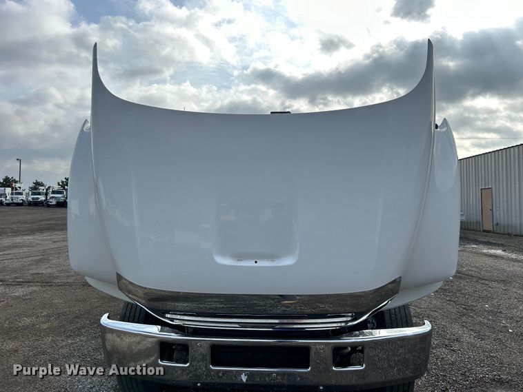 image for item EG1330 2007 Ford F650 Super Duty utility / service truck