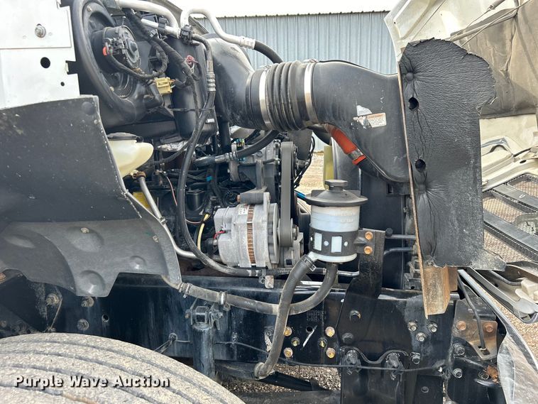 image for item EG1330 2007 Ford F650 Super Duty utility / service truck