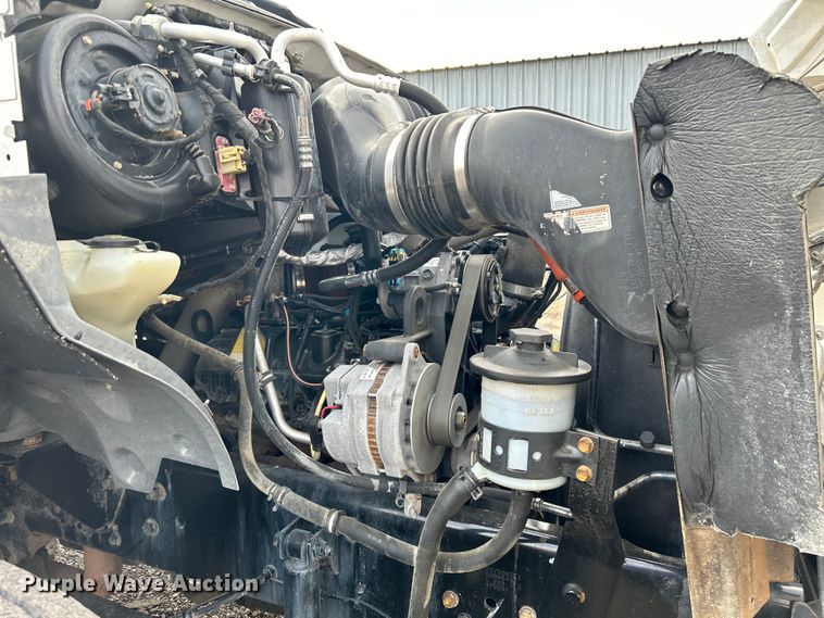 image for item EG1330 2007 Ford F650 Super Duty utility / service truck