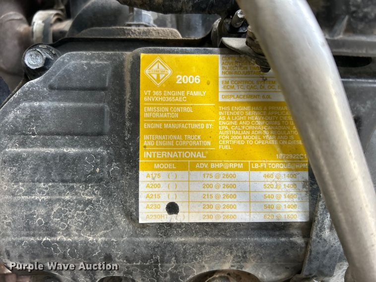 image for item EG1330 2007 Ford F650 Super Duty utility / service truck