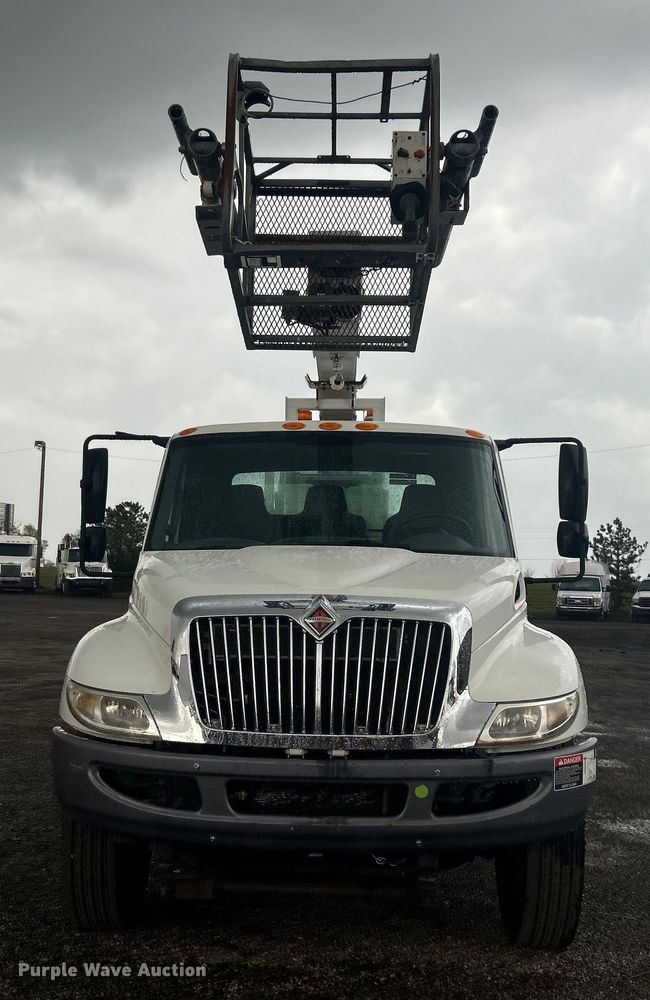 image for item EG1339 2012 International  4300M7 SBA  bucket truck