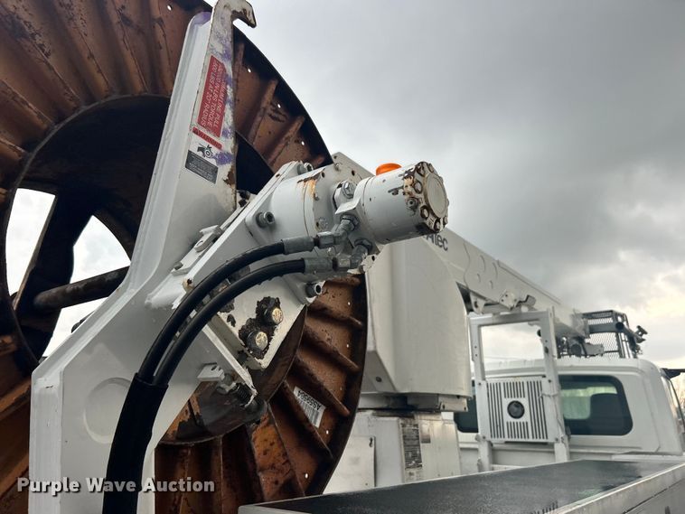 image for item EG1339 2012 International  4300M7 SBA  bucket truck