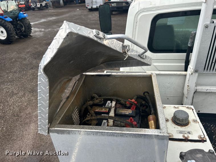 image for item EG1339 2012 International  4300M7 SBA  bucket truck