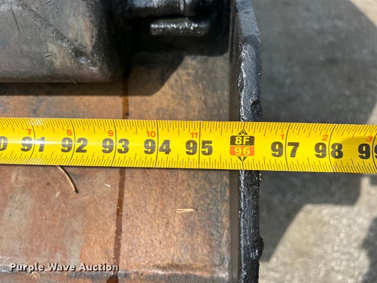 image for item EG1358 2005 Mack CV713 dump truck